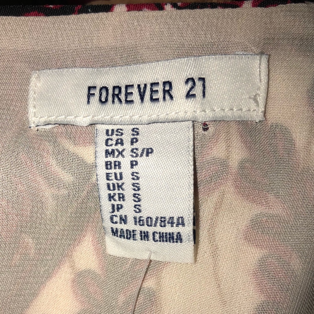 Spring dress - Picture 3 of 3